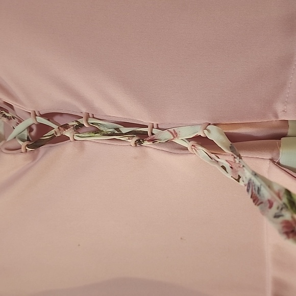 Dress - Picture 3 of 9